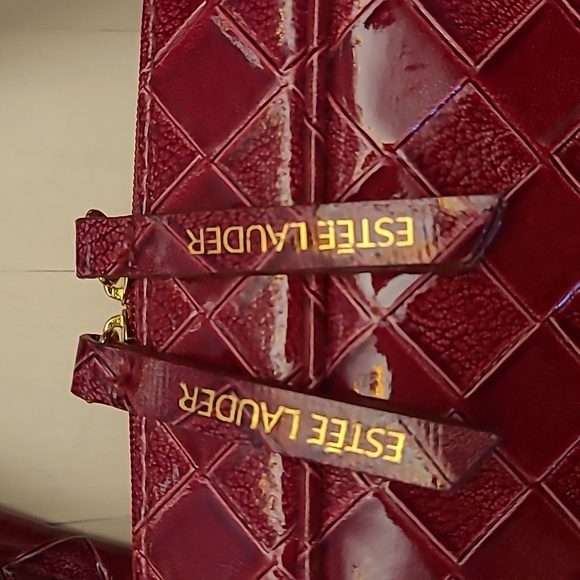 EUC Este Lauder Deep Red Faux Leather "Woven Look" Purse/Handbag - Picture 3 of 15